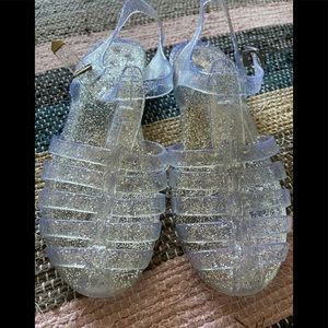 Clear jelly sandals like new.